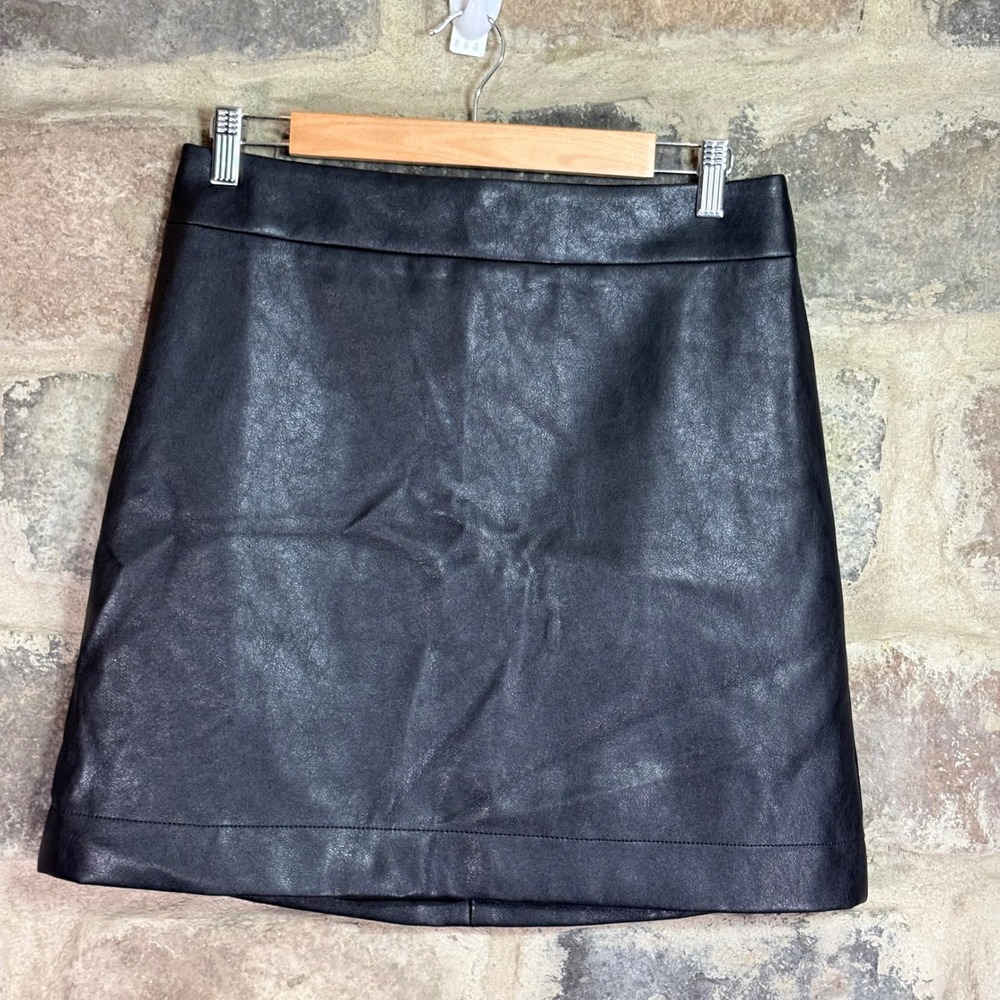 J.Crew Black Faux Leather Mini Skirt BC893 Womens Size 8 NWT Vegan Moto Edgy